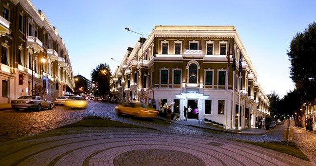 Vişnezade Süleyman Seba Cd Eşyalı Kiralık Daire, 3+1.