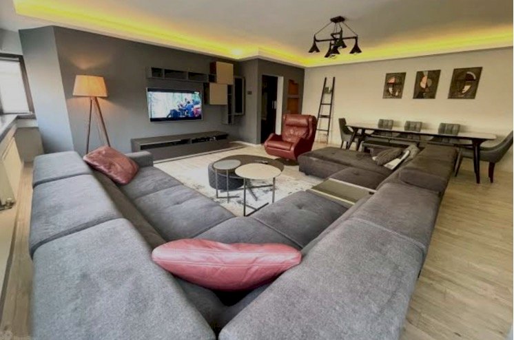 Gayrettepe nin en kıymetli binasında daire kiralıyoruz